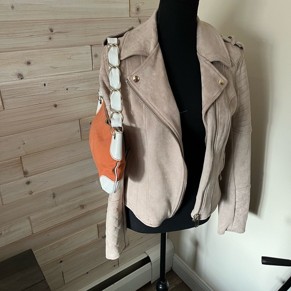 Chanel Chunky Chain Shoulder Bag - Picture 13 of 14